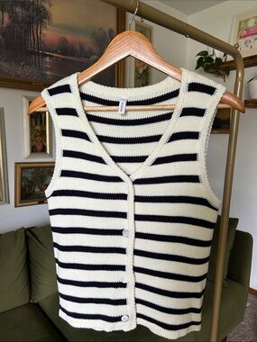 Wishlist Striped Sleeveless Knit Cardigan - Black & Cream